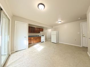 5500 NE 14th St #24, Des Moines, IA 50313