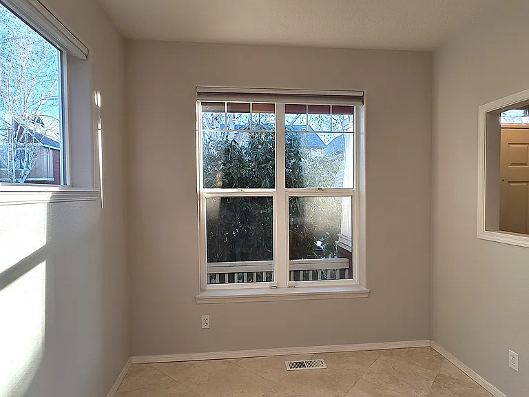 6229 NE Chestnut St — Photo 8