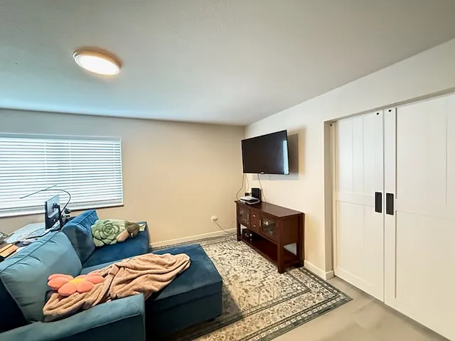 824 Grant St #8 — Photo 7