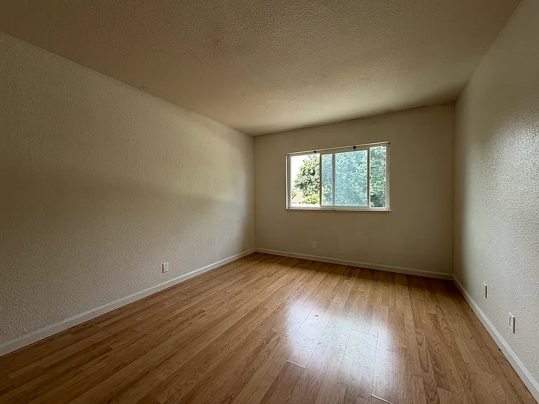 179 Haas Ave #16 — Photo 3