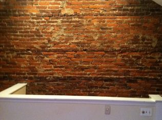 399 Hermitage St #2, Philadelphia, PA 19128