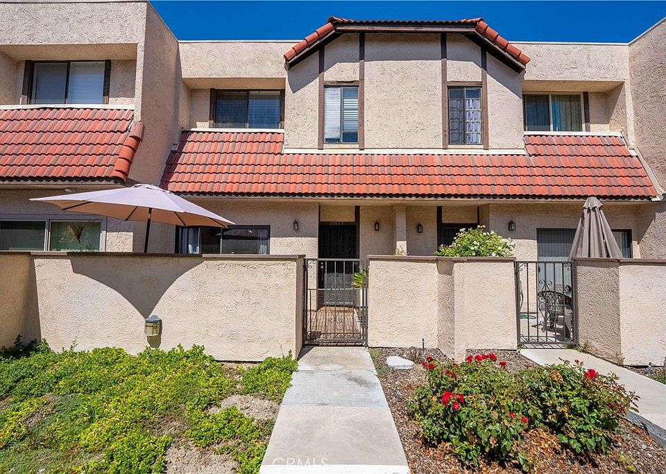 1st image of 27617 Nugget Dr APT 2