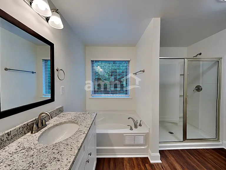 2454 Beal St — Photo 12