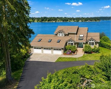 8827 Buttonwood Lane NE, Olympia, WA, 98516