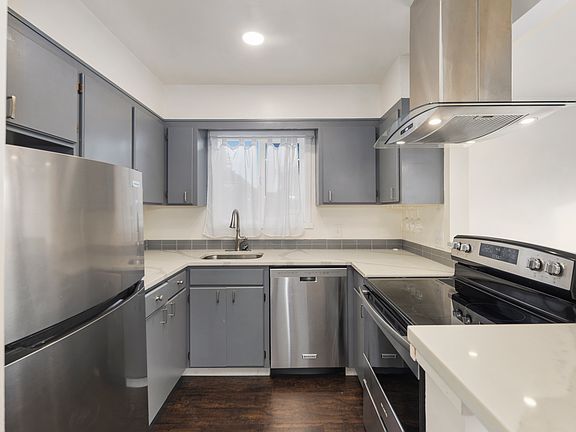 5th image of 4028 38th Ave S