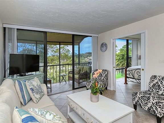 4th image of 618 Bird Bay Dr S APT 303