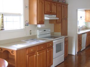 9 Brewster St, Savannah, GA 31419