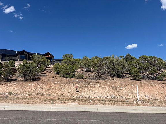 2nd image of 1813 S Twilight Ln