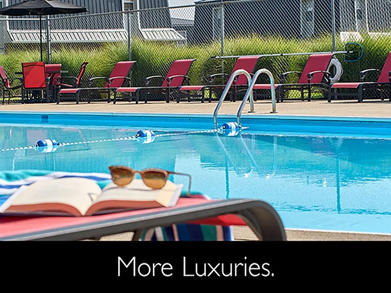 Country Club Village Apartments — Photo 4