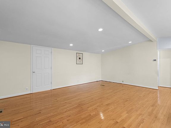 3rd image of 11601 Hourglass Way
