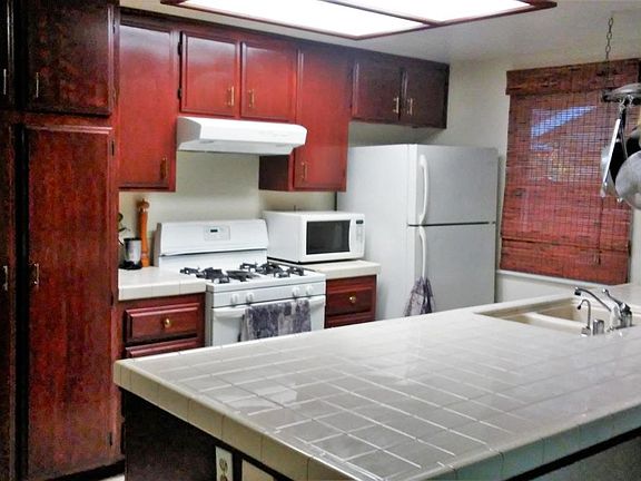 4th image of 37930 Janus Dr