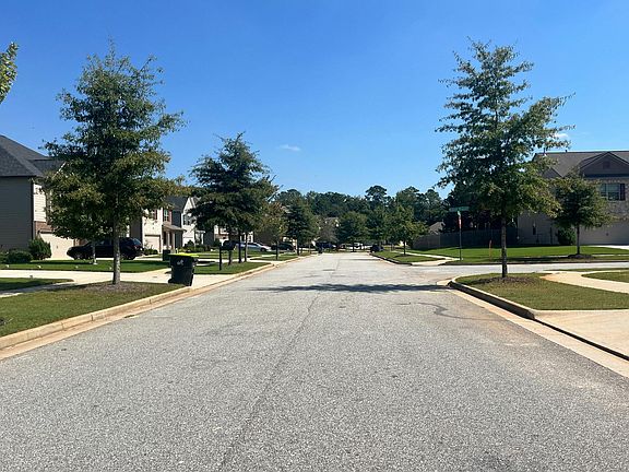 4th image of 7643 Watson Cir