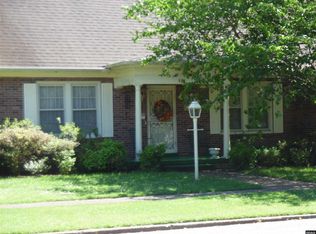 819 E Cheatham St, Union city, TN 38261