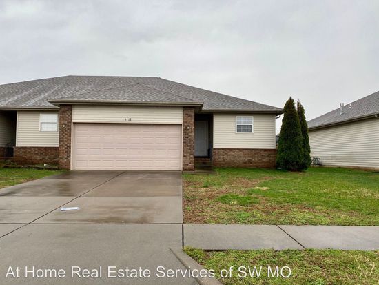 4418 W La Siesta St Springfield Mo 65802 Zillow