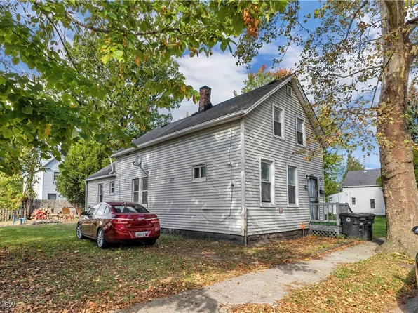 1126 E 77th St, Cleveland, OH 44103