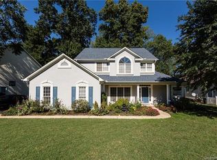 17414 Cambridge Grove Dr, Huntersville, NC 28078