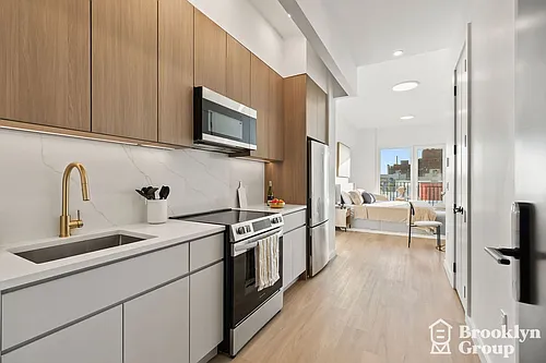 556 Baltic St #1105 Photo 1