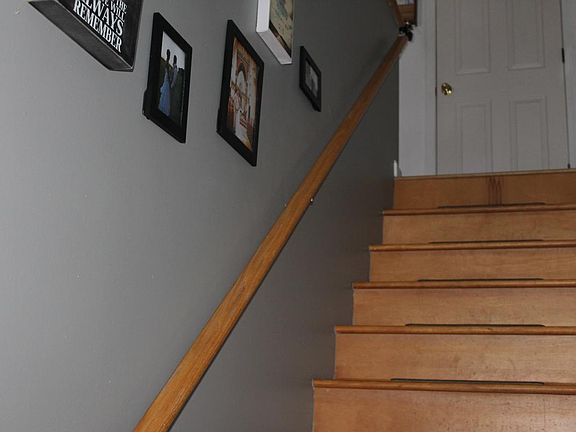 New entryway/stairwell