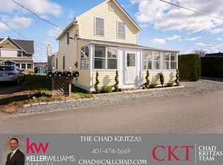 35 Cedar Ave, Portsmouth, RI 02871