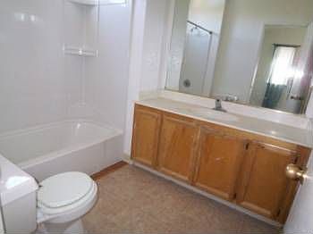 4th image of 4849 N Laguna Dr