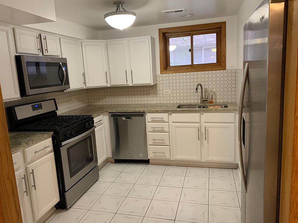 1st image of 4103 N Dickinson Ave #1