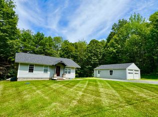 90 Kings Hwy, White River Junction, VT 05001