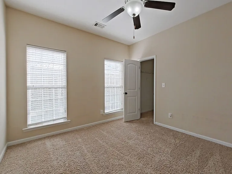 3024 Margot Ln — Photo 16