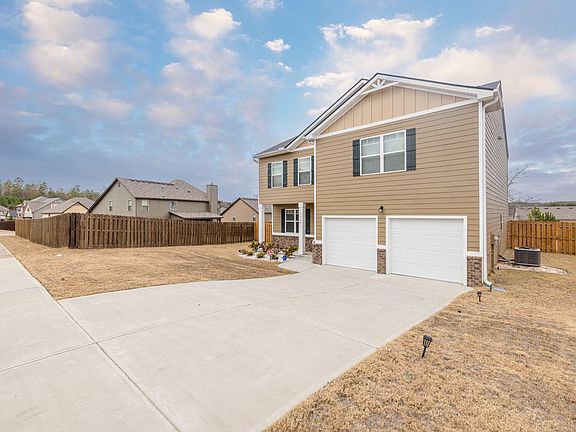3rd image of 1016 Sherwood Ln