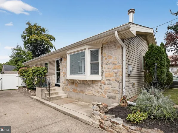 219 E Madison Ave, Collingswood, NJ 08108