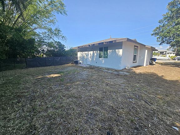 2nd image of 18544 Miami Blvd