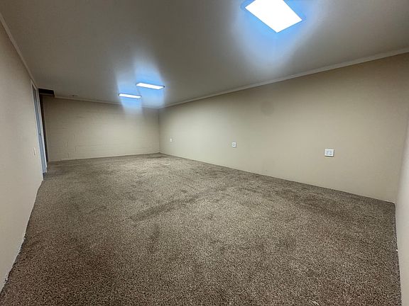 3rd image of 3718 N Linwood Ave