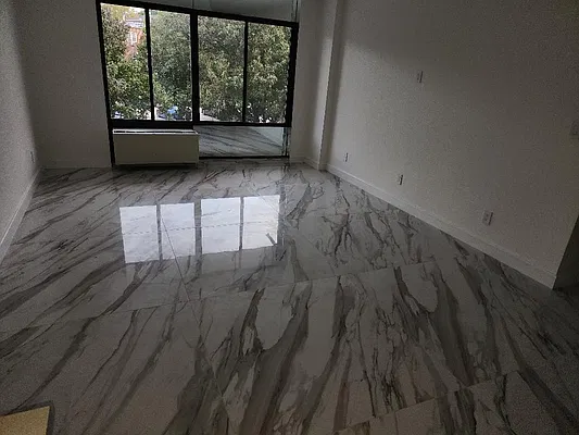 Living room, photo 2