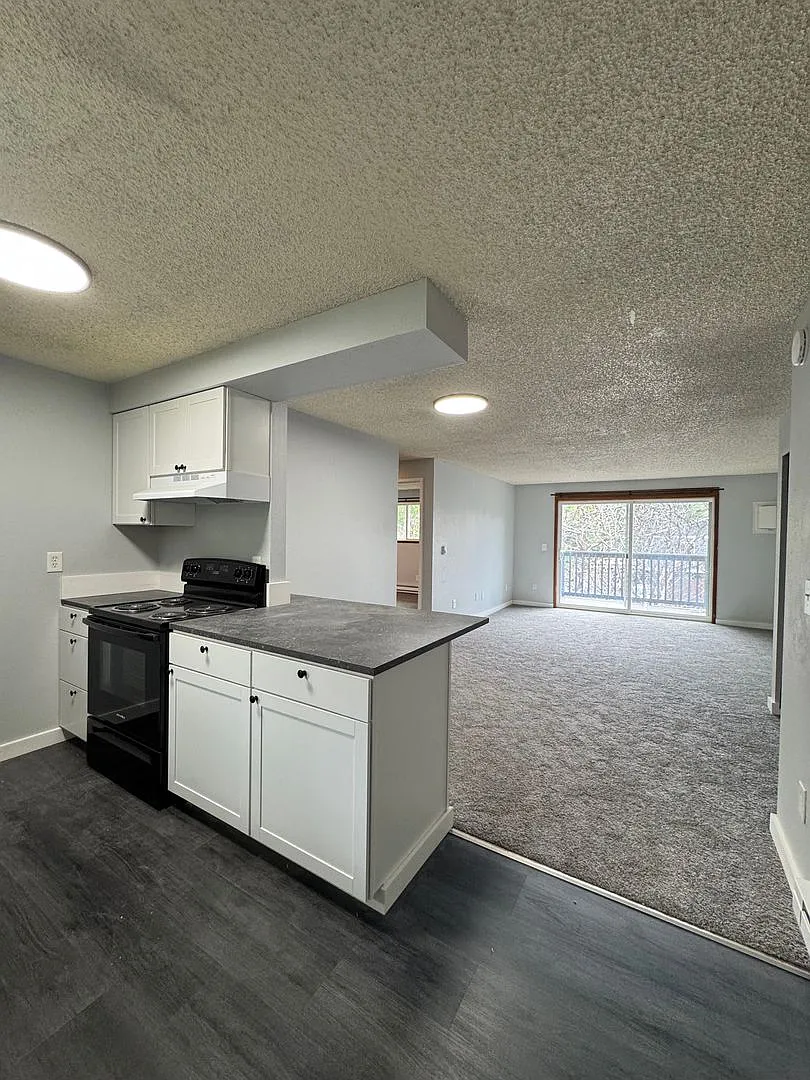 Building Photo - 1602 N Brook Ct
