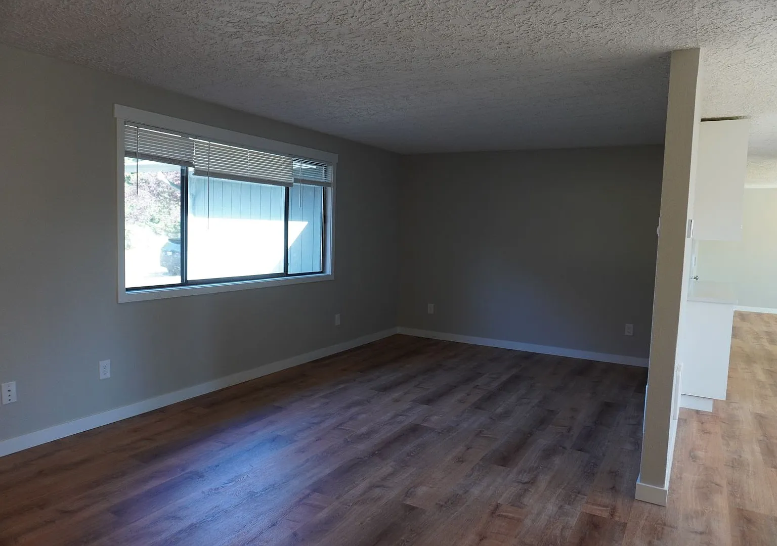 Completely Remodeled Single Level Home for Lease - 2909 NE 135th Ave — Photo 3