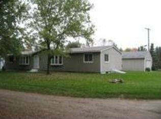3838 Manitou Ct, Lakeland, MI