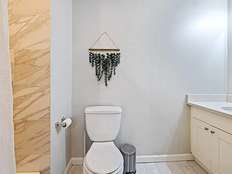 10 Crescent Ave #1 — Photo 2