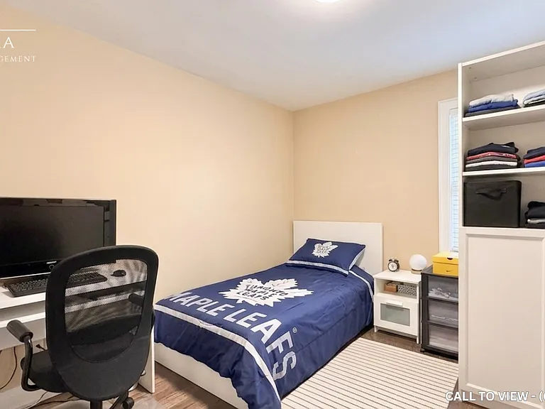 27 Fairfax Cres #1 — Photo 6