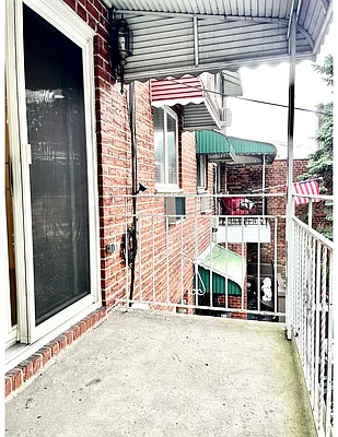 Rented by Douglas Elliman | media 13