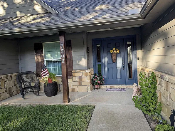 7500 Charlya Dr, Athens, TX 75752