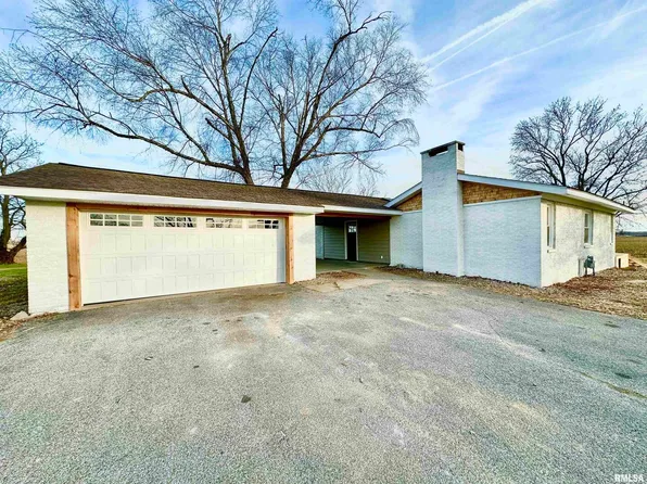 1267 County Road 1500 N, Carmi, IL 62821