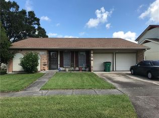 3804 S Deerwood Dr, Harvey, LA 70058