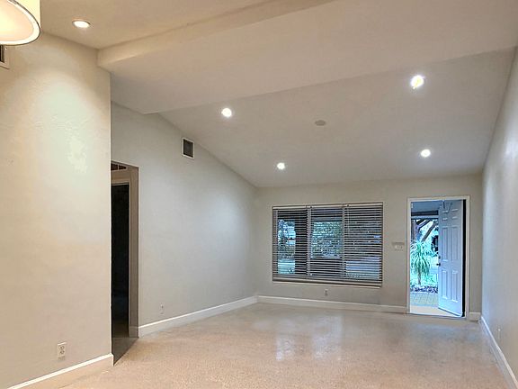 5th image of 1728 NW 7th Ter