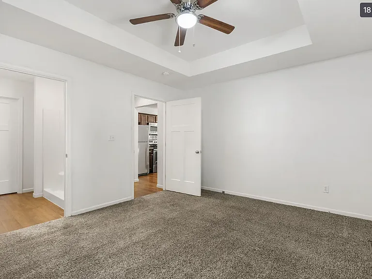 2301 W Bridlewood Trl — Photo 6