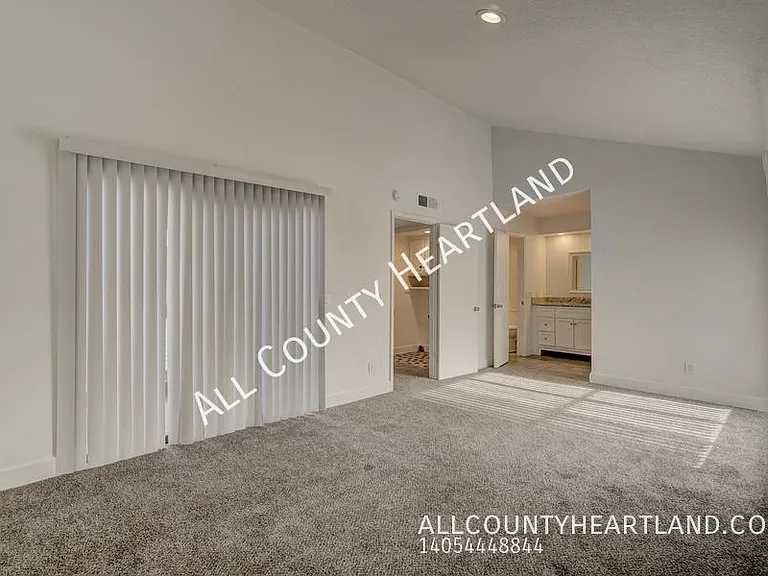 2030 Three Stars Rd — Photo 10