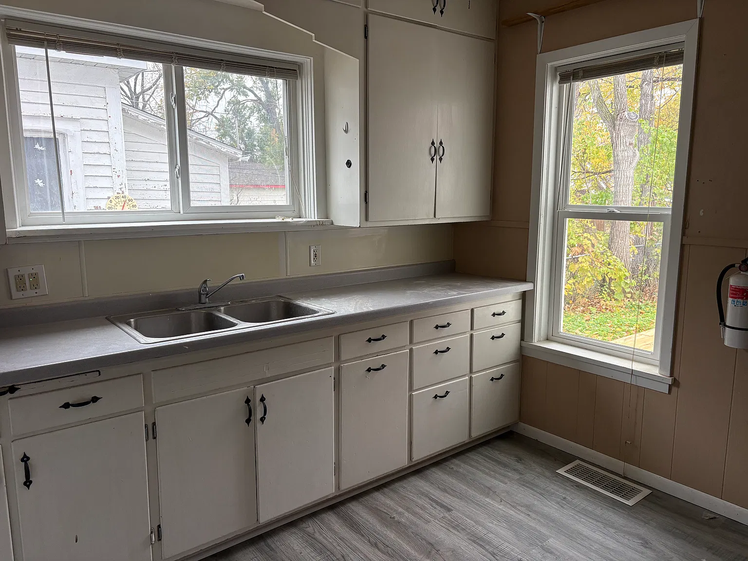 4 bed, 1570 sqft, $2,100 — Photo 4