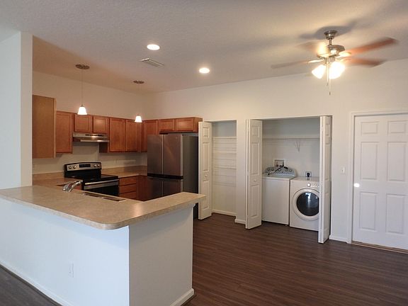 5th image of 1901 Yellowfin Dr