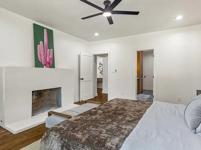 422 S Montreal Ave — Photo 12