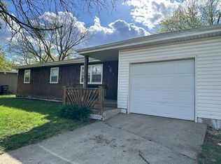 509 Frontier Rd, Lawrence, KS 66049