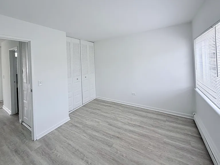 8649 W Foster Ave #2A — Photo 7