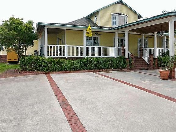 Front.View.Panoramic